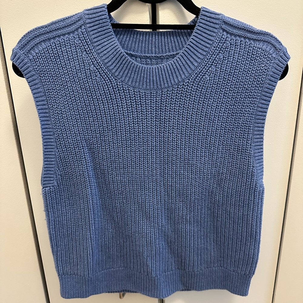 Abercrombie Crew Shell Sweater - Light Blue/Periwinkle - size S